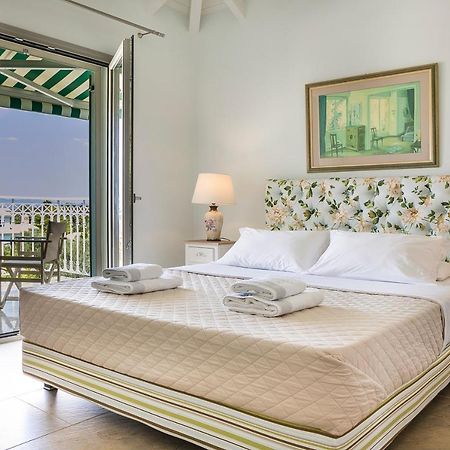 Afrodite Luxury Villa سفوروناتا المظهر الخارجي الصورة