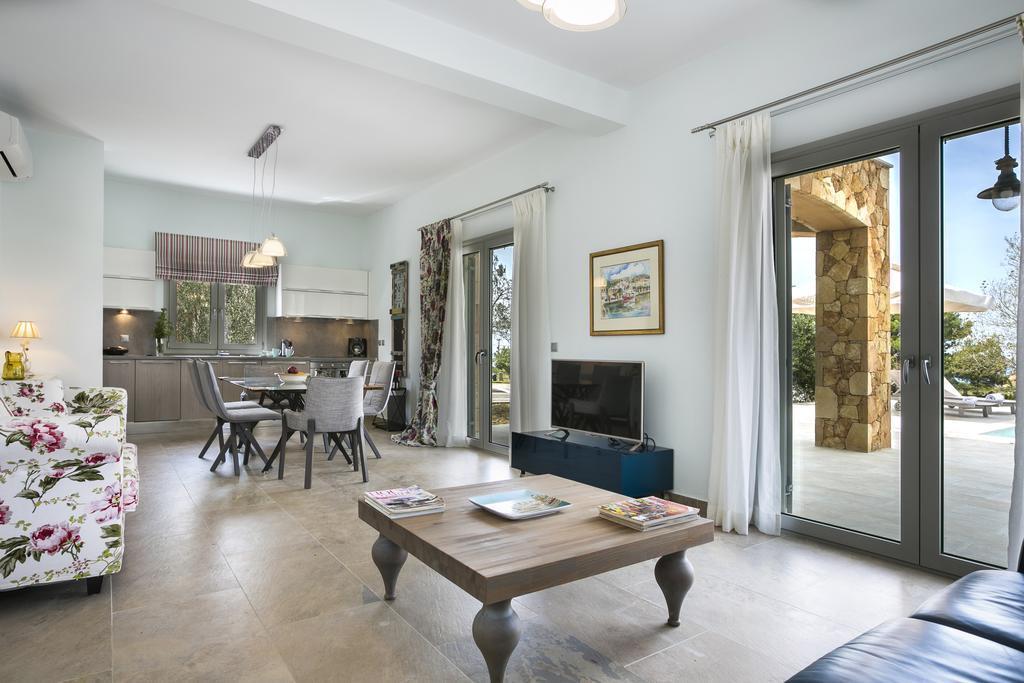 Afrodite Luxury Villa سفوروناتا المظهر الخارجي الصورة